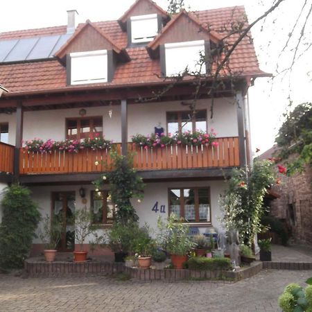 Galerie Ueber Den Gaerten Herbolzheim Kültér fotó